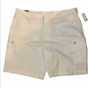Izod Golf white shorts
